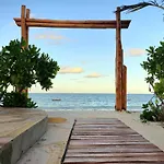Ha Beach Boutique - Adults Only